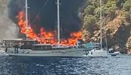 Fethiye’de gezi teknesinde yangın dehşeti : 115 yolcu denize atladı