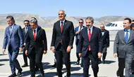 Bakan Ersoy, Şırnak'ta ziyaretlerde bulundu