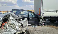 Afyonkarahisar'da anız yangını dumanı zincirleme kazaya yol açtı : 13 araç birbirine girdi