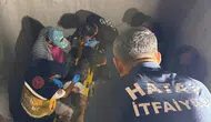 Hatay Defne’de asansör boşluğuna düşen işçi yaralandı