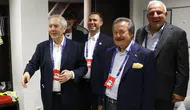 Aziz Yıldırım, futbol takımını tebrik etti