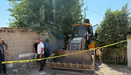 Hatay'da evin bahçesinde altyapı kazısında mozaik bulundu