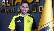Aliağa FK, Ahmet Arslan'ı renklerine bağladı