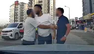Adana'da yol verme kavgası dehşete döndü ! Şüpheli saldırgan testereyle tehdit etti