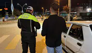 Bolu'da polis ve jandarmadan trafik denetimi : 1 haftada bin 418 sürücüye ceza