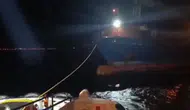 Çanakkale Boğazı'nda kuru yük gemisi arızalandı