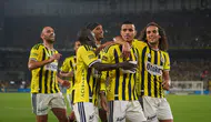 Fenerbahçe, sahasında Konyaspor'u 4-2 mağlup etti
