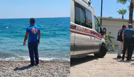 Antalya'da cankurtaranlar boğulma tehlikesi geçiren genci kurtardı