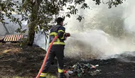 Kastamonu'da örtü yangını paniği : 2 bahçe zarar gördü