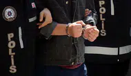 Bağcılar'da bıçak ve silahla 4 kişiyi yaralayan şüpheli yakalandı