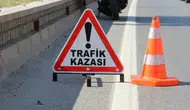 Tekirdağ'da kırmızı ışıkta bekleyen tıra panelvan çarptı : 2 kişi yaralandı