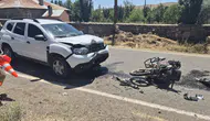 Bingöl'de otomobil ile motosiklet çarpıştı : 3 yaralı
