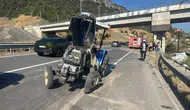 Bilecik'te LPG tankeri ile traktör çarpıştı : 1'i ağır 2 yaralı
