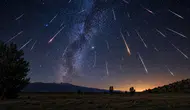 Erzincan semalarında perseid meteor yağmuru şöleni