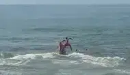 Akçakoca Karaburun Plajı'nda rip akıntısına kapılan 3 kişi kurtarıldı