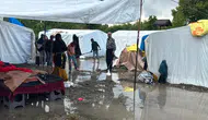 Zonguldak Alaplı'da sağanak : Tarım işçilerinin çadırları sular altında
