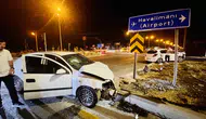 Diyarbakır Bağlar'da otomobiller çarpıştı : Çok sayıda yaralı var