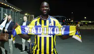 Fenerbahçe'nin yeni forveti Lukaku, İstanbul'a geldi