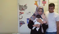 Organları dışarda doğan bebek Samsun'da sağlığına kavuştu