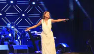 Yüzme bilmiyor ama jet-skiye çıktı ! Yıldız Tilbe’nin hareketleri şaşırttı