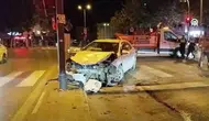 Bursa İnegöl'de 2 otomobil çarpıştı : 7 yaralı