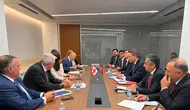 Bakan Bayraktar New York'ta Kanada Dışişleri Bakanı Anand ile görüştü