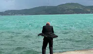 Sarıyer'de poyraz denizi hareketlendirdi, dev dalgalar oluştu
