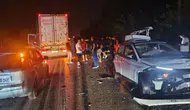 Antalya'da zincirleme kaza : D-400 savaş alanına döndü, 2 kişi yaralandı