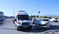 Karaman'da 2 otomobil çarpıştı : 6 yaralı