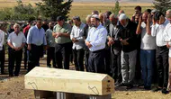 Mardin'de tarlada ölü bulunan 13 yaşındaki Selahaddin Karayel son yolculuğuna uğurlandı