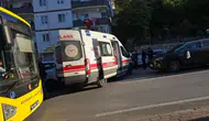 Bursa'da kalp krizi geçiren minibüs sürücüsü, otomobille çarpıştı : 1 ölü