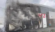 Samsun'da seyir halindeki otobüste yangın: Yolcular tahliye edildi