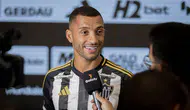 Fenerbahçe, Victor Hugo ile U23 kuralına uygun orta saha takviyesi mi yapacak ?