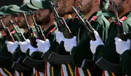 İran, Hürmüz Boğazı'nda ABD'ye ait İHA'yı düşürdü