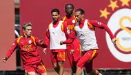 Galatasaray'da Hazırlıklar Devam Ediyor: Okan Buruk Yönetiminde Yoğun Tempo