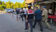 İzmir'de FETÖ operasyonu : 3 tutuklu