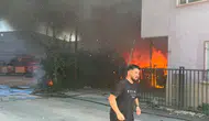 Antalya'da müstakil ev ve depo yangını
