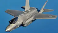 Almanya’nın ilk F-35’i üretim bandından indi