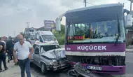 Sakarya'da halk otobüsü ile otomobil çarpıştı