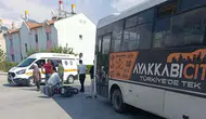 Erzincan'da midibüs ile motosiklet çarpıştı : 1 yaralı