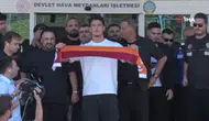 Galatasaray'ın yeni forveti Deniz Gül İstanbul'da