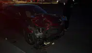Kocaeli'de virajı alamayan otobüs, iki otomobile çarptı : 3 yaralı