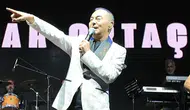 Serdar Ortaç alkolü ve kumarı bıraktığını duyurdu
