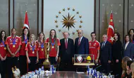 Cumhurbaşkanı Erdoğan, A Milli Kadın Voleybol Takımı'nı ağırladı