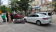 Eskişehir Odunpazarı'nda otomobille motosiklet çarpıştı