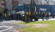 Tekirdağ'da yaya geçidinde tırın altında kalan kadın ağır yaralandı