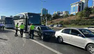 Ümraniye TEM Otoyolu'nda 4 araçlı zincirleme kaza