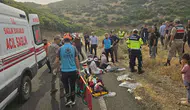 Bingöl Adaklı'da minibüs şarampole yuvarlandı: 10 yaralı