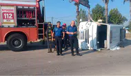 Adana Ceyhan'da minibüs ile otomobil çarpıştı : 1 ölü, 3 yaralı