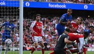 Arsenal, derbide Chelsea'yi 2-1 geçerek 3'te 3 yaptı